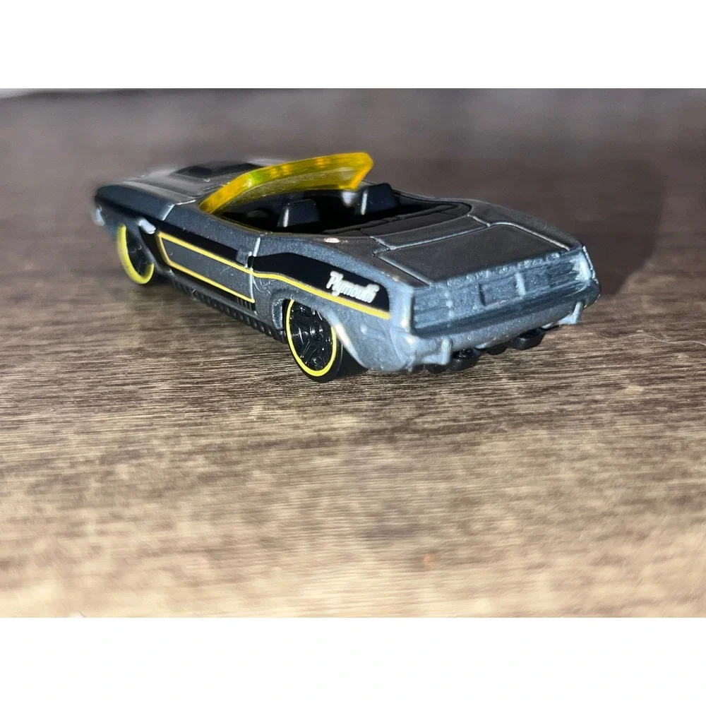 Hot Wheels 2018 Multipack Exclusive Silver '70 Plymouth Barracuda Loose Die Cast